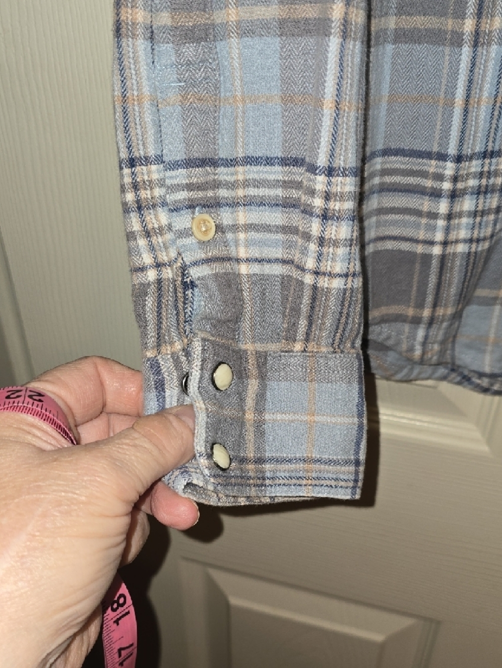 Lucky Brand Men's Light Blue & Gray Plaid Button-Down Shirt - Picture 4 of 6